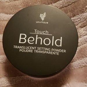 Younique Touch Behold Setting Powder